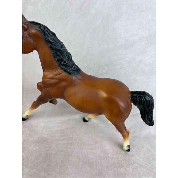 Breyer Horse Bay Running Mare Vintage - Picture 3 of 8